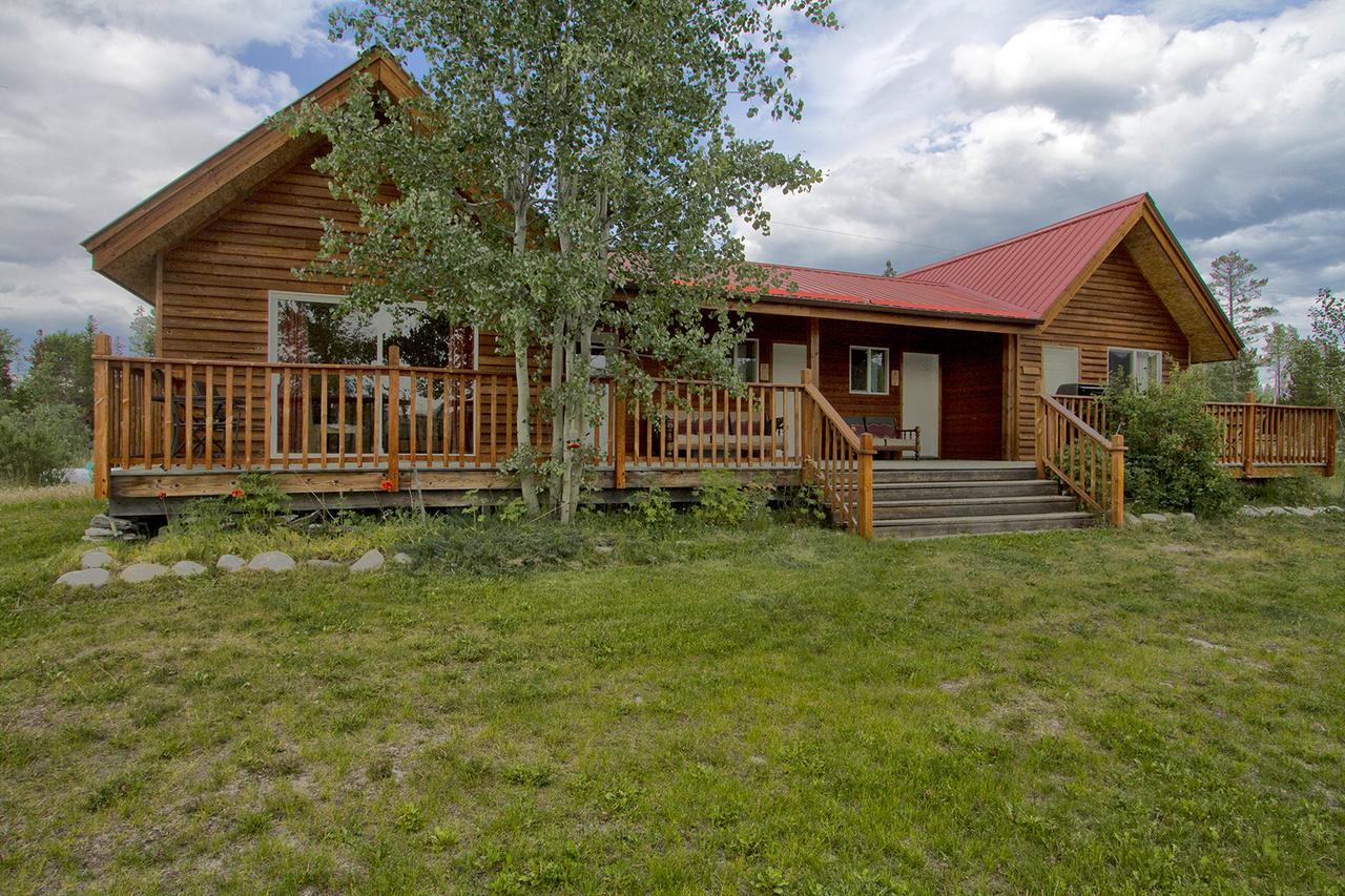 Eagle Bear Lodge Tatla Lake Extérieur photo