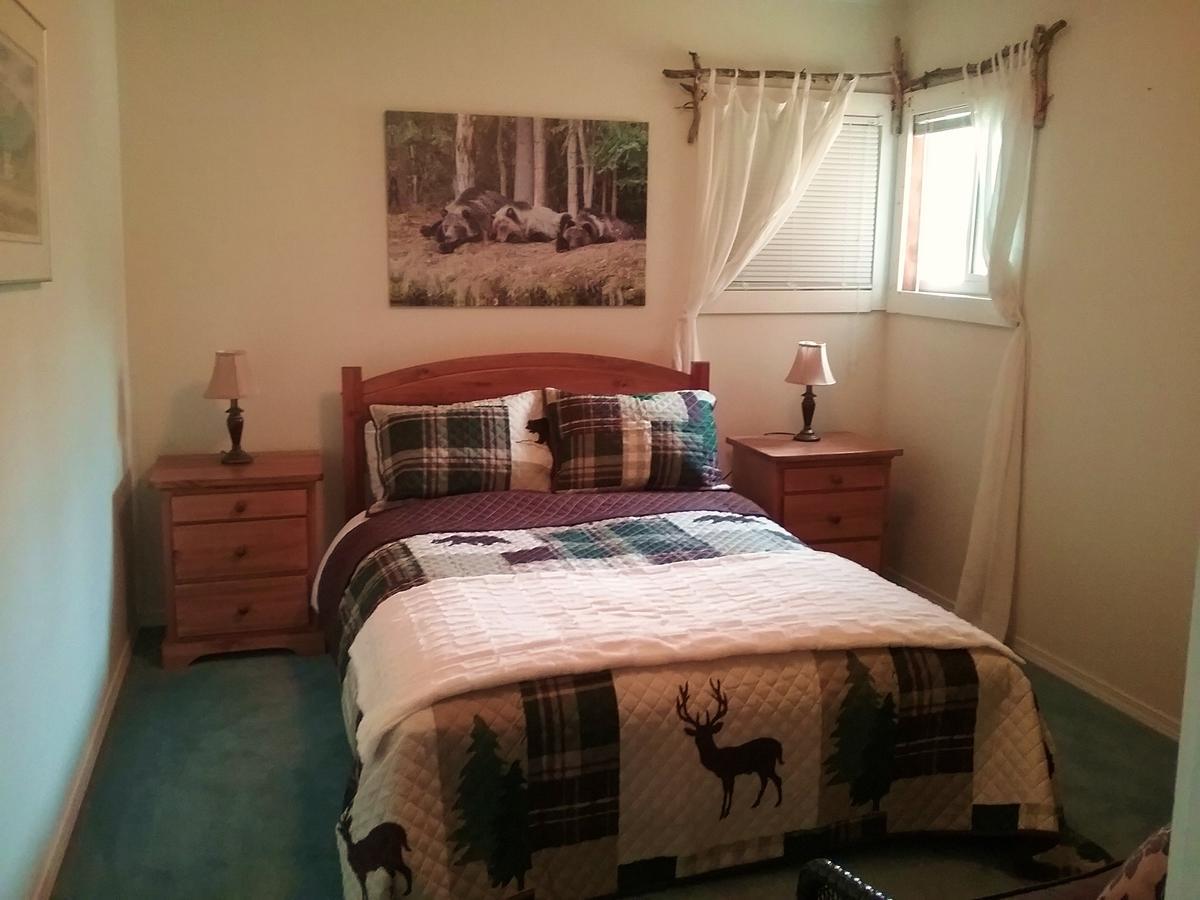 Eagle Bear Lodge Tatla Lake Extérieur photo