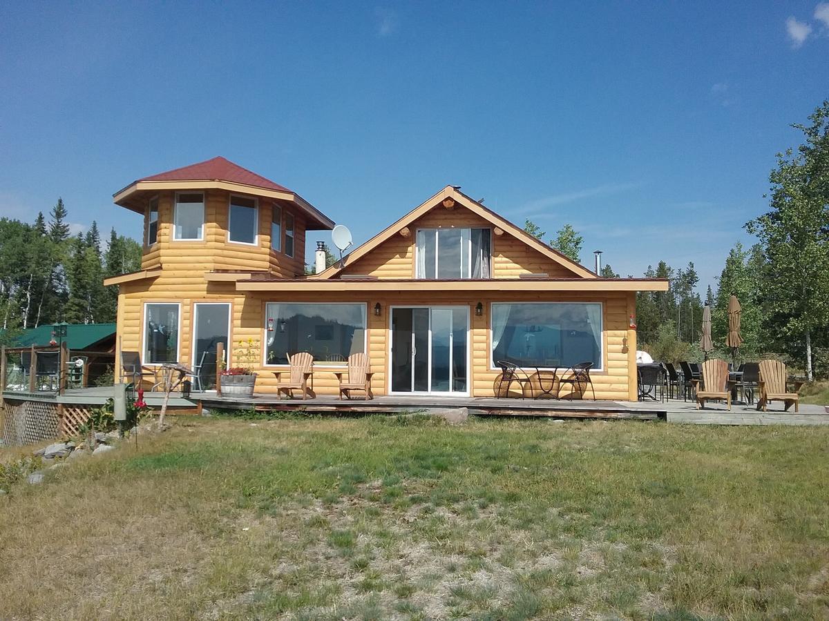 Eagle Bear Lodge Tatla Lake Extérieur photo