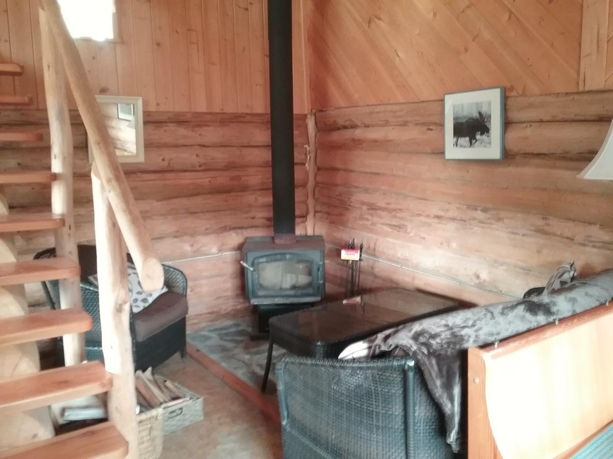 Eagle Bear Lodge Tatla Lake Extérieur photo